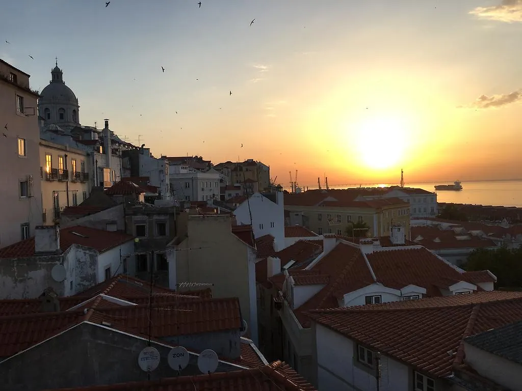 Typical River View Cosy And Central Lisboa 0*,